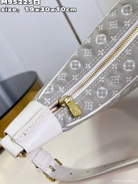 Official oldcobbler LOUIS VUITTON BOULOGNE 0520